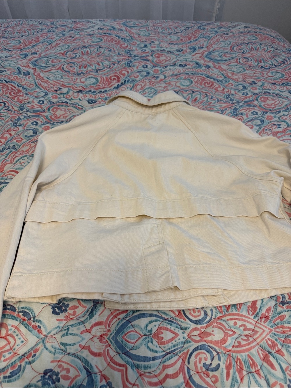 Universal Thread Cream Cropped Double-Breasted denim coat, NWT - Picture 5 of 8